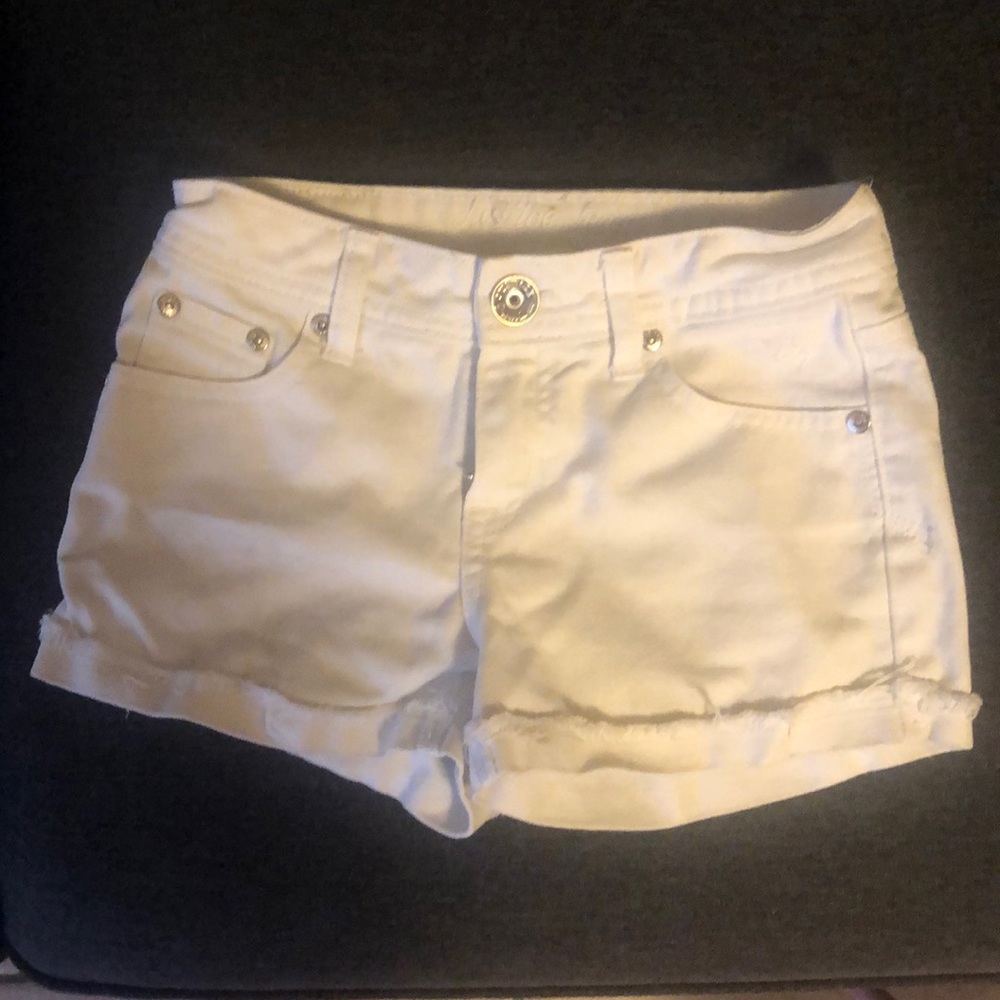 White, Justice shorts, Size 8R